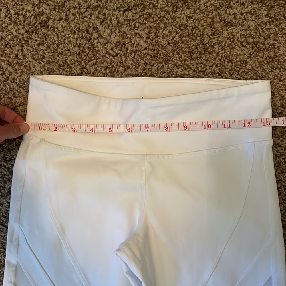 alo white “The Epic” legging, white mesh size S - Picture 5 of 7